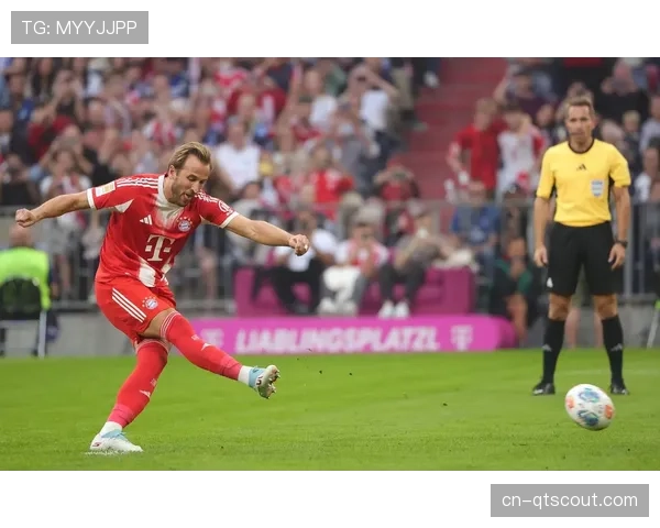 德甲“足球节”活动在汉堡启动,吸引超过两万名青少年参与体验。